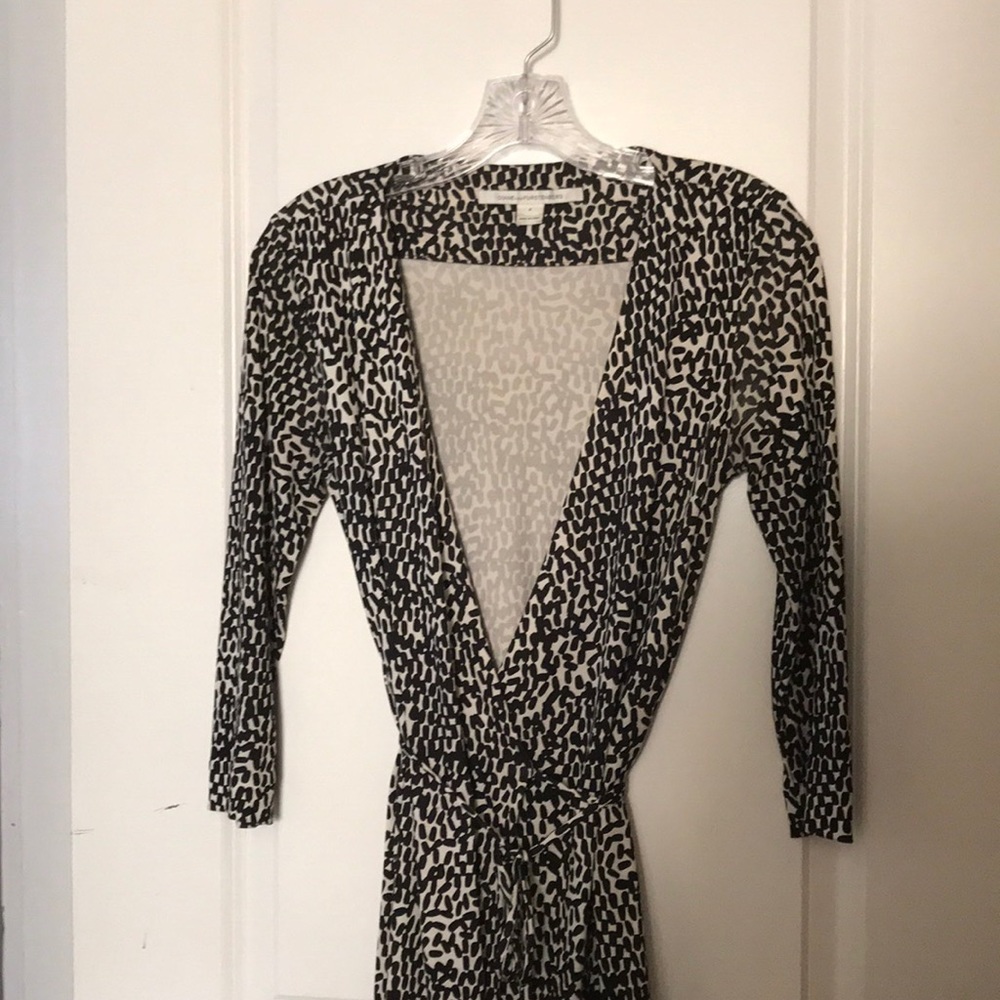 Dvf Wrap Dress - image 7